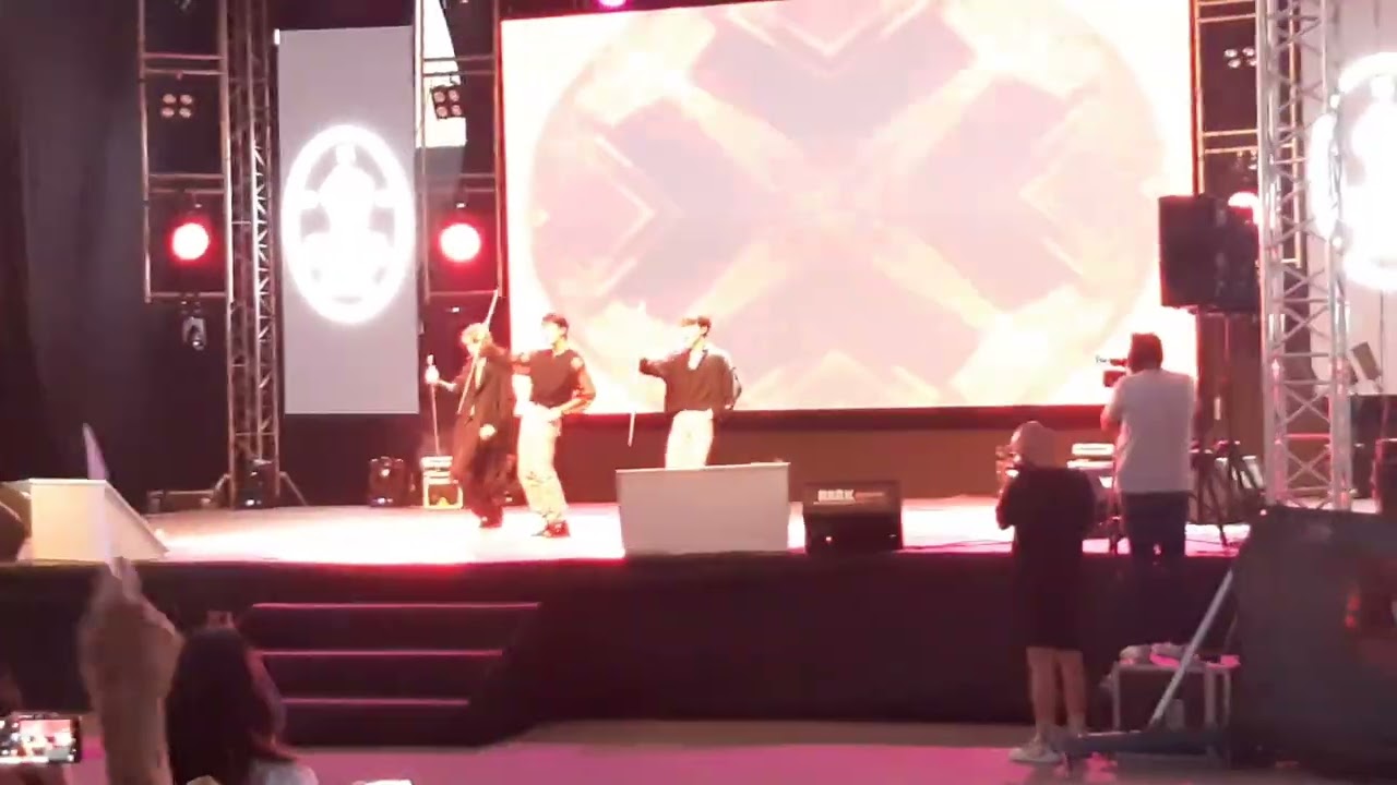 DKZ LUPIN  Dongkız Dongkytown (Ankara/T&uuml;rkiye Konser) kpop 28 Ağustos 2021
