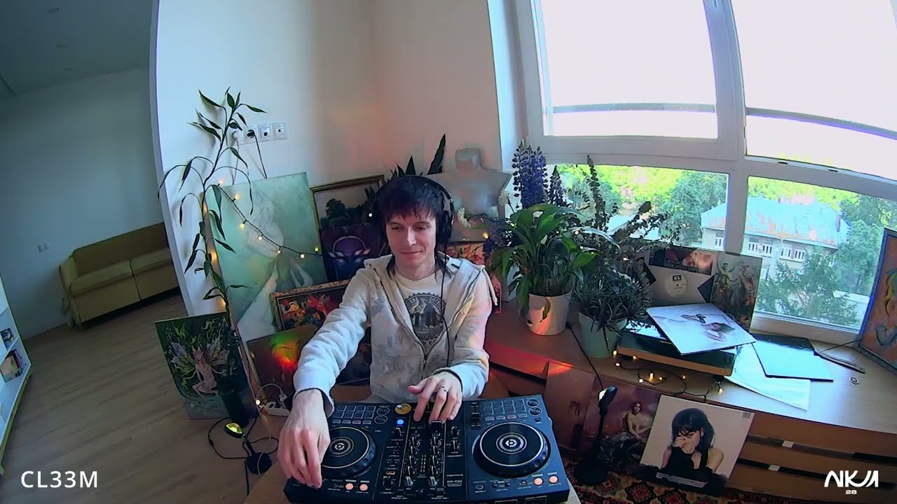 cl33m - sunkissed ( eurohouse, float house, eurodance )