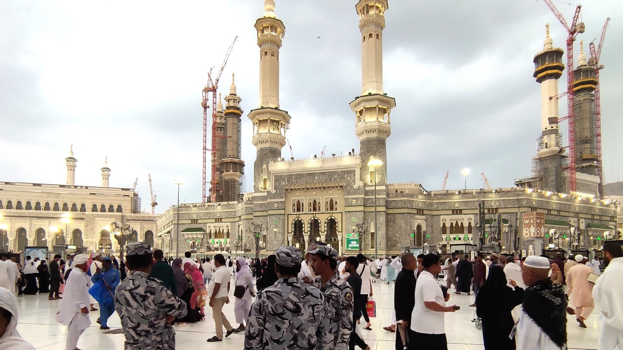 Hari Jumat di Masjidil Haram - Perjalanan umroh part 17