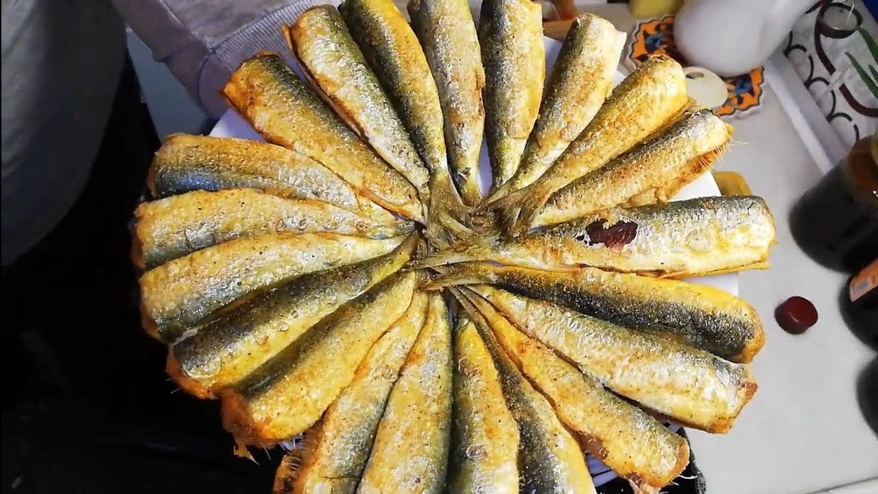 Жарим рыбу вкусно и быстро | Сардина на сковороде