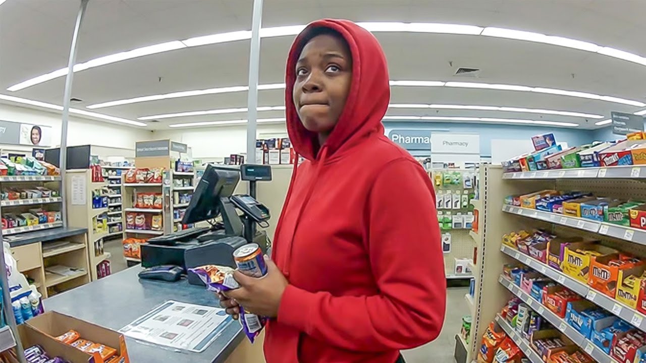 Officer Surprises Shoplifter But Was NOT Ready for What She Did Next