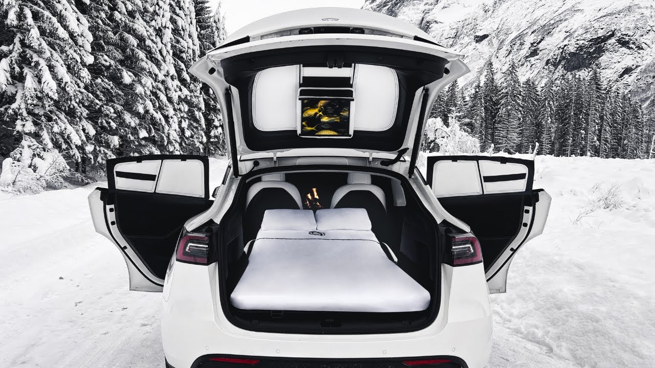 Как установить жалюзи на окна Tesla - DreamCase