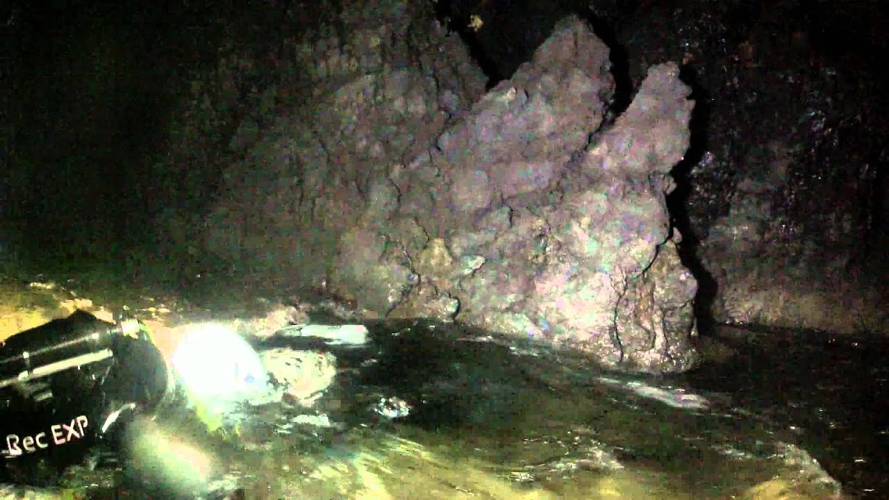 Plongée dans le courant grotte de Vallorbe
