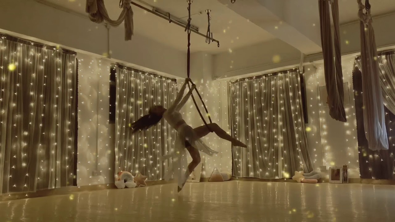 Billie Eilish - everything i wanted - aerial hoop choreography cover dance