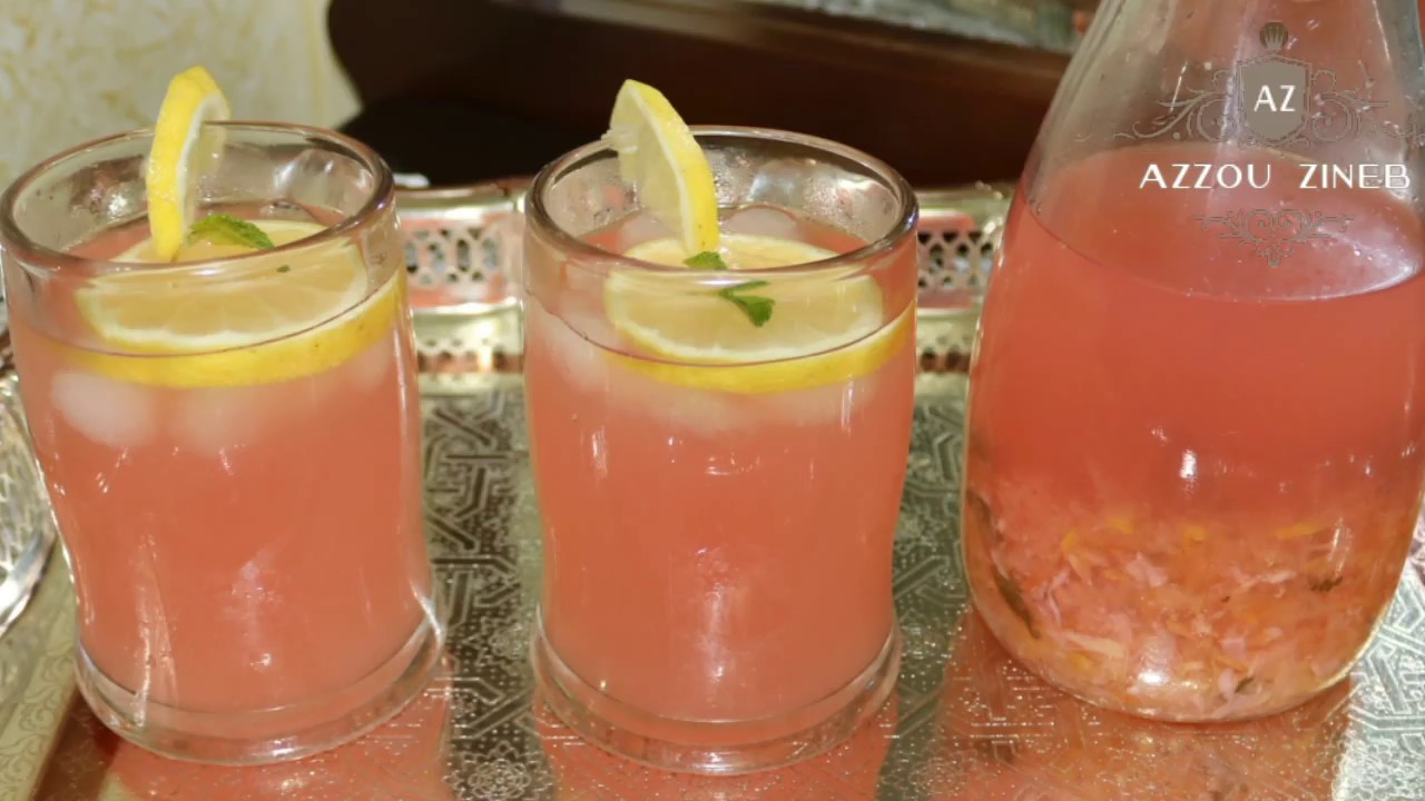 عصير منعش بالحكاكة بتفاحة 1🍎و ليمونة حامضة 1🍋تحضري لتر و نصف من العصير🍹 Jus  de citron et pomme