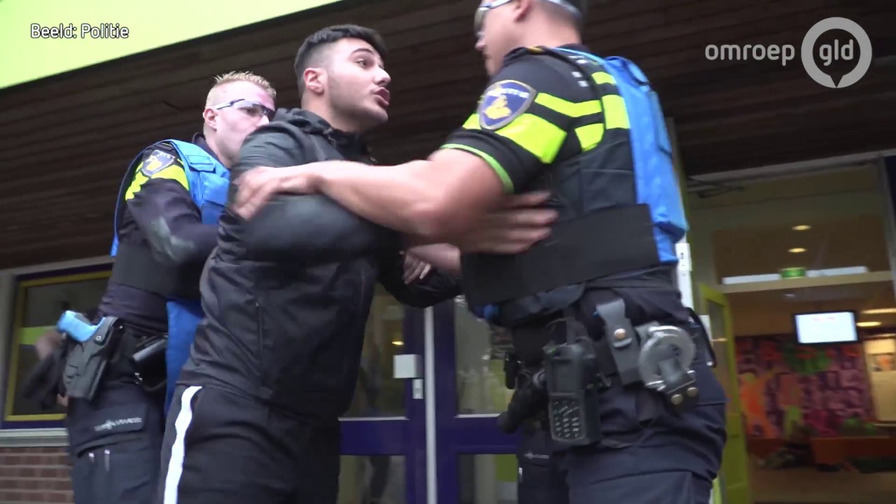 ‘Er wordt geschoten!’, zeldzame politieoefening in Bemmel