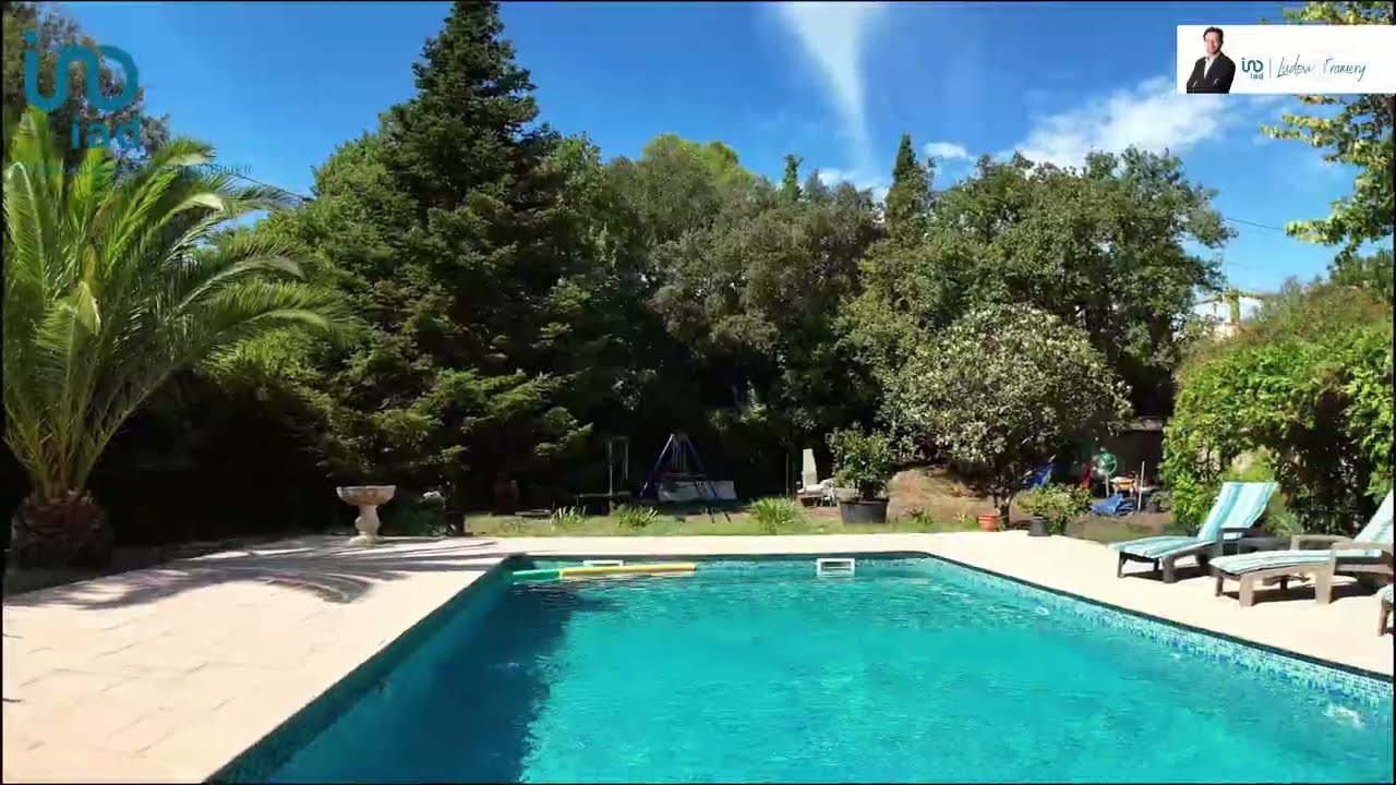 Maison traditionnelle 6 pièces de 204 m² à Puget-sur-Argens (83480)