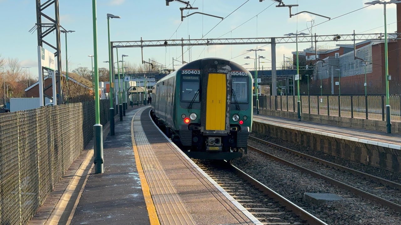 Trains at Wolverton train station 10:1:26 1080p/60FPS