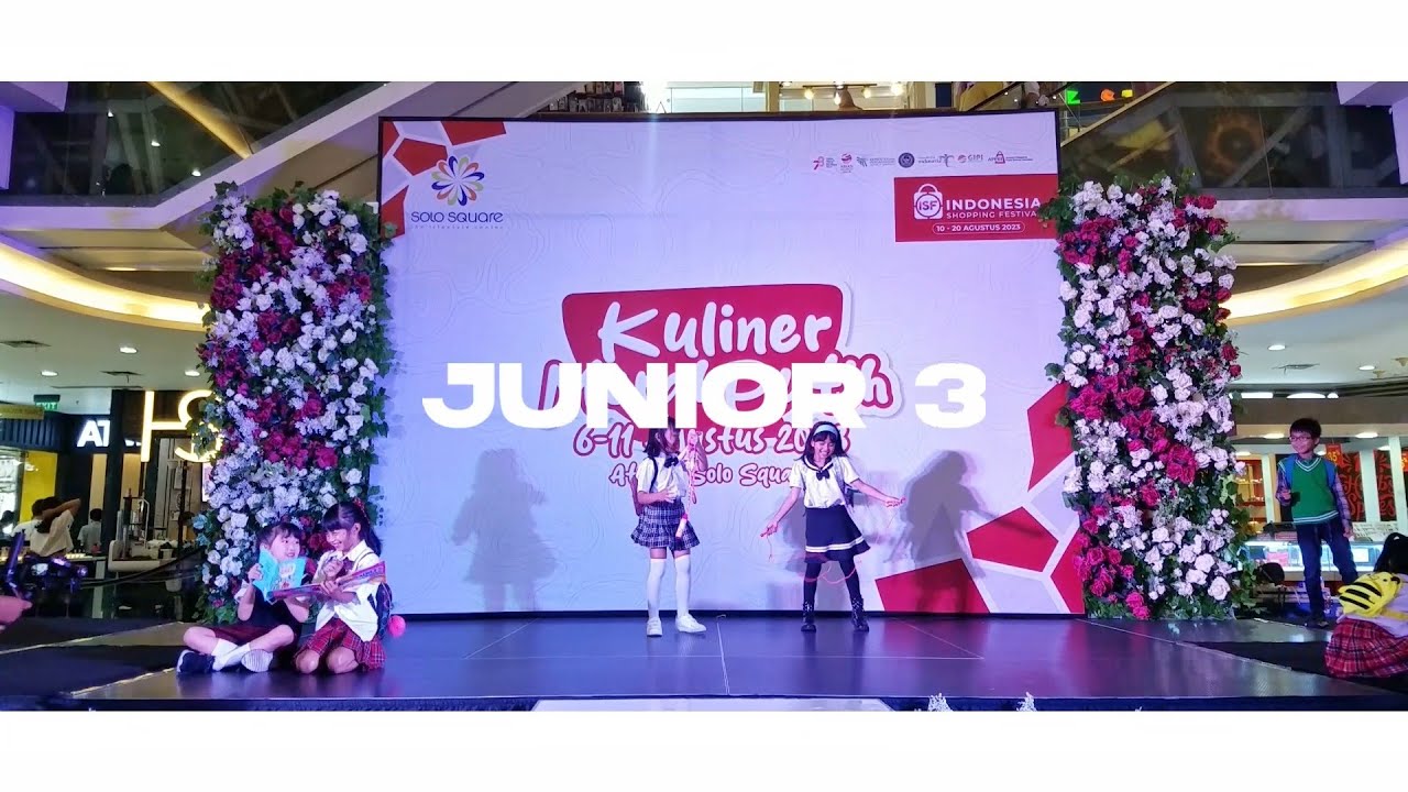 JUNIOR 3 SHOW PERFORMANCE