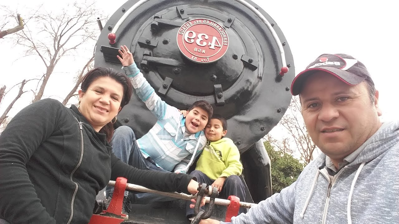 Locomotoras por todos lados¡¡¡ Museo ferroviario en QUINTA NORMAL Santiago, de Chile