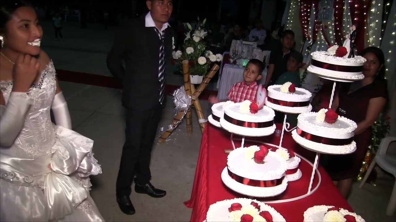 BODA RELIGIOSA DE FLORINA Y JESUS SALVADOR  PARTE 2