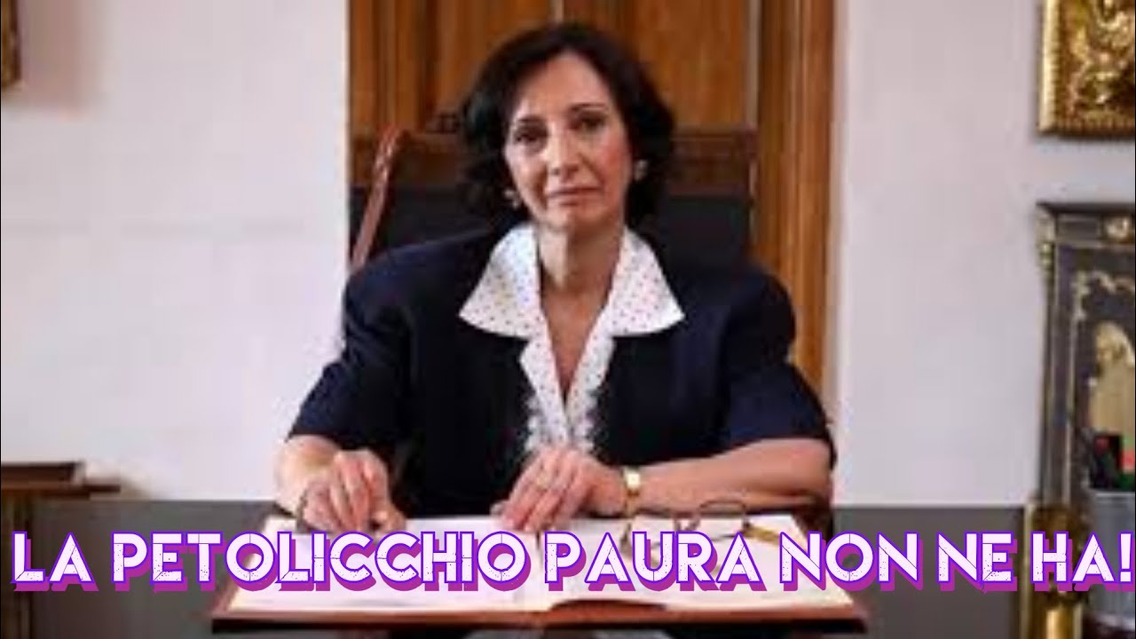 LA PETOLICCHIO PAURA NON NE HA!  (Parodia: il pompiere paura non ne ha)