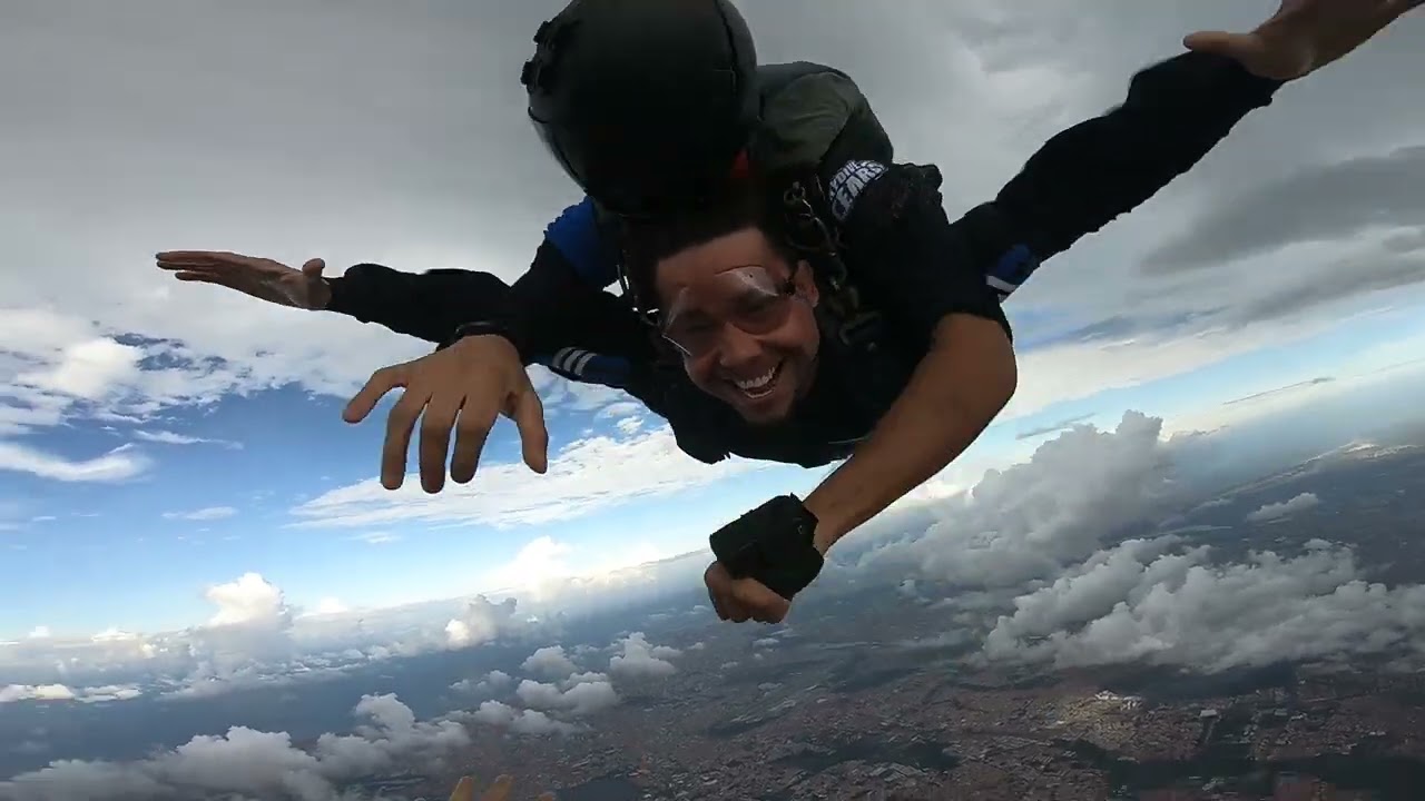 SALTO DE PARAQUEDAS EM FORTALEZA - SKY DIVE CEARÁ - VERTICAL JUMP FORTALEZA