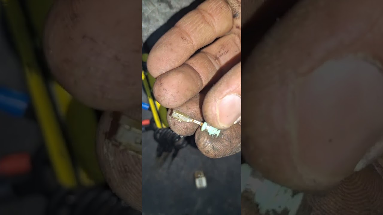 نيسان داتسون موديل ٢٠١٤ مشكلة كهرباء ديلكو تم الاصلاح