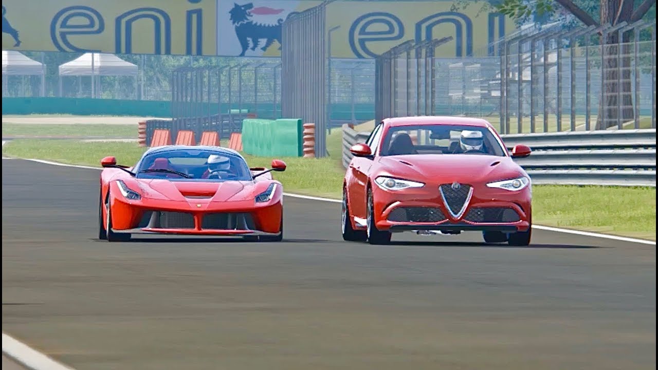 Alfa Romeo Giulia Quadrifoglio vs La Ferrari - Monza