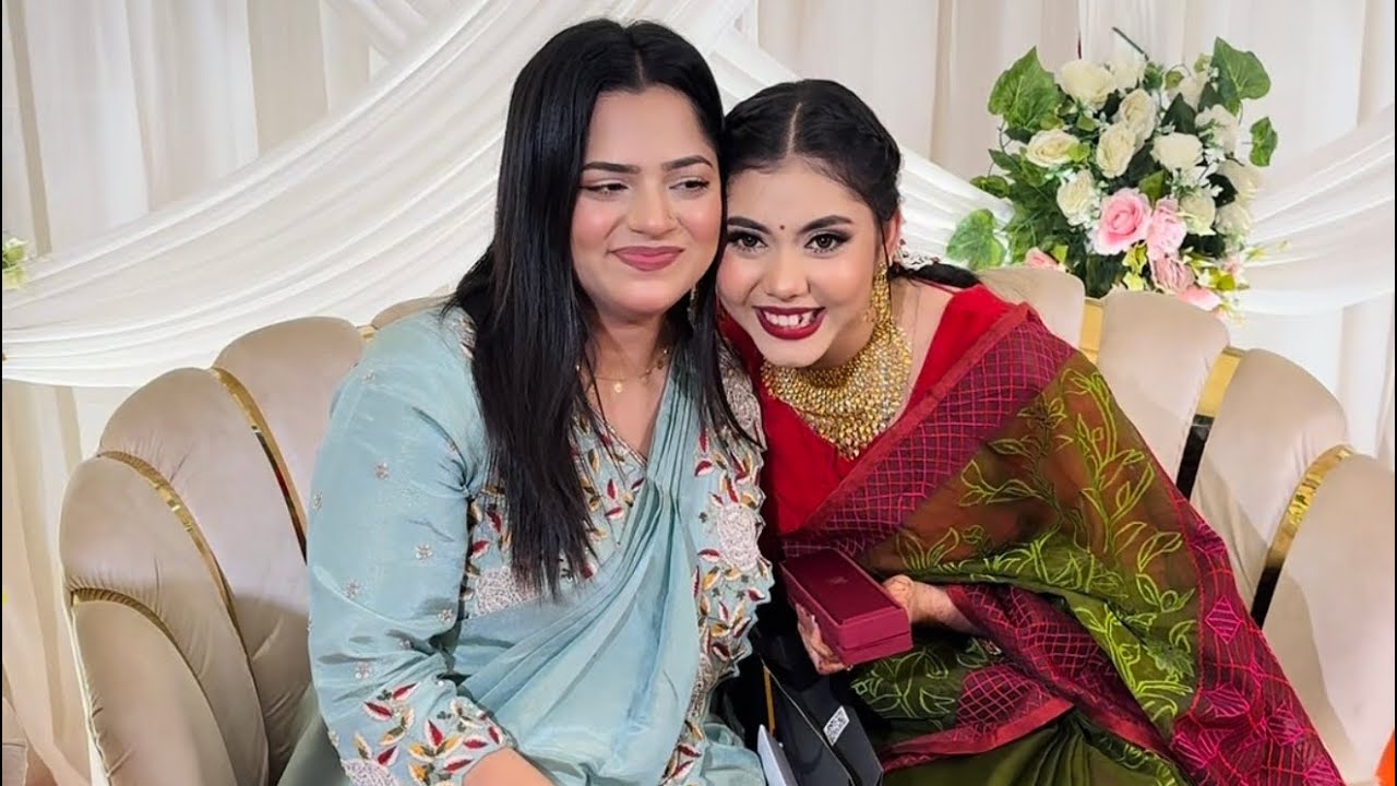 বিয়ের দাওয়াতে সব সেলিব্রেটিরা একসাথে!