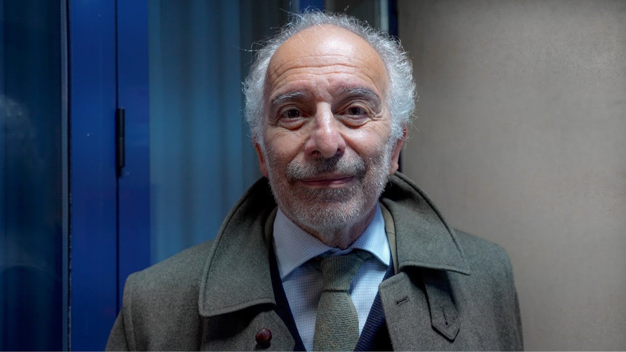 Gad Lerner a Nuoro, tra guerra e memoria: il dialogo che divide