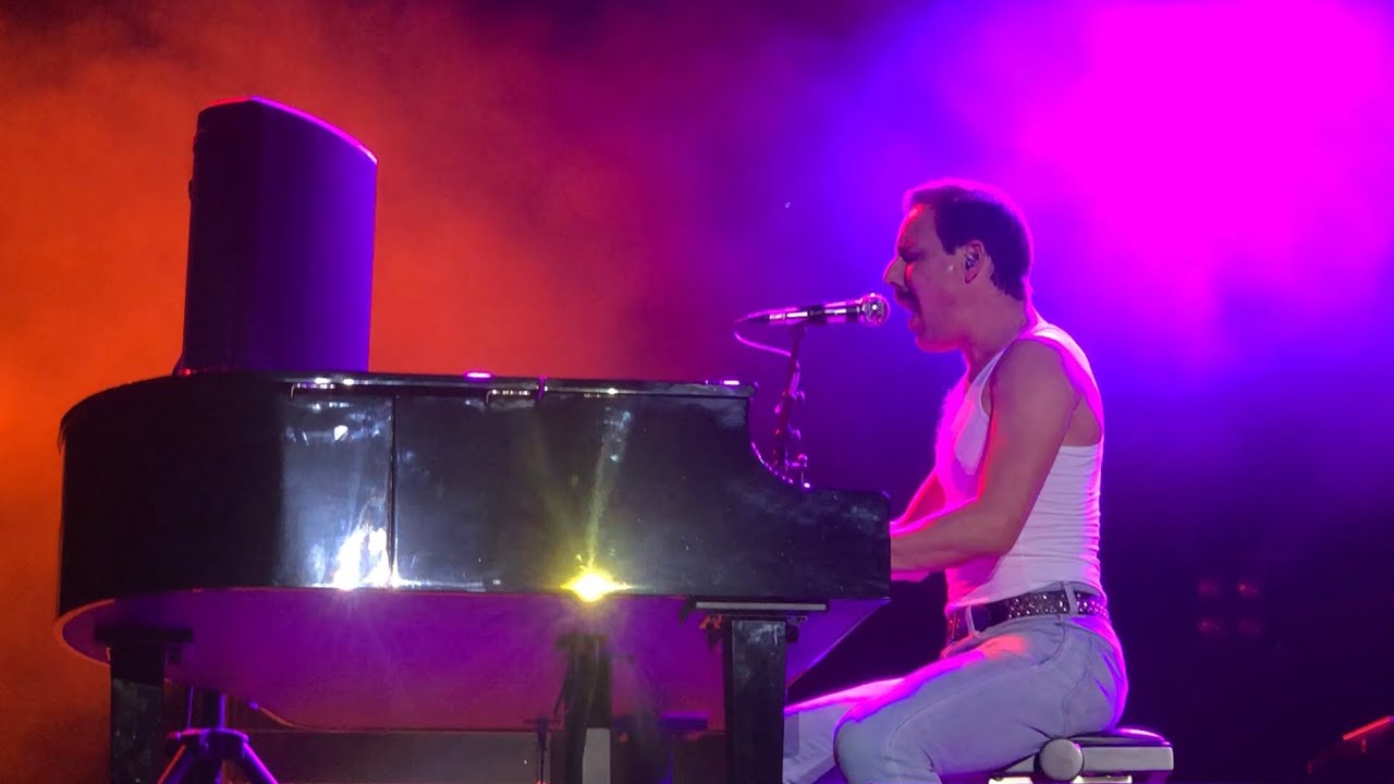 God Save the Queen - Bohemian Rhapsody (Madrid Wizink Center 2019)