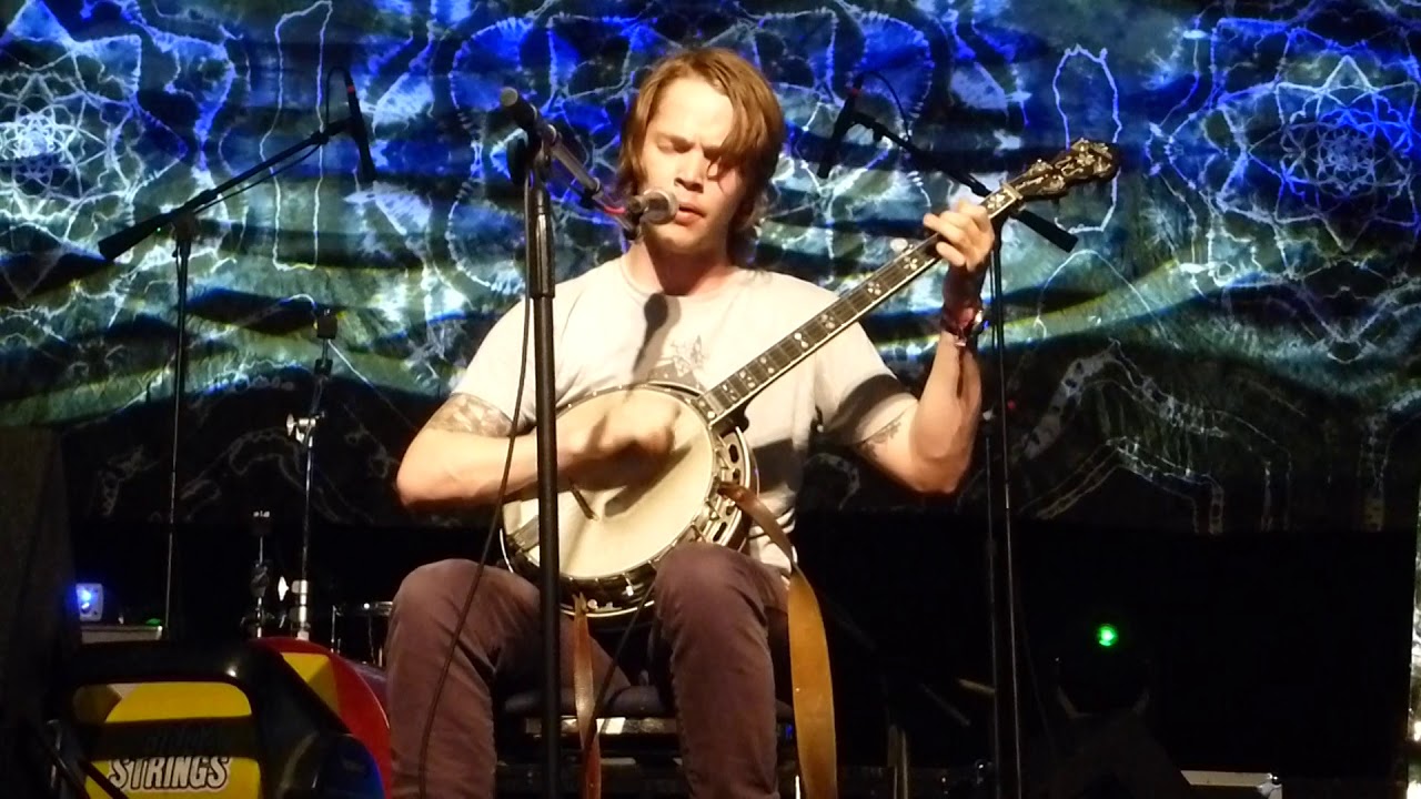 Billy Strings 