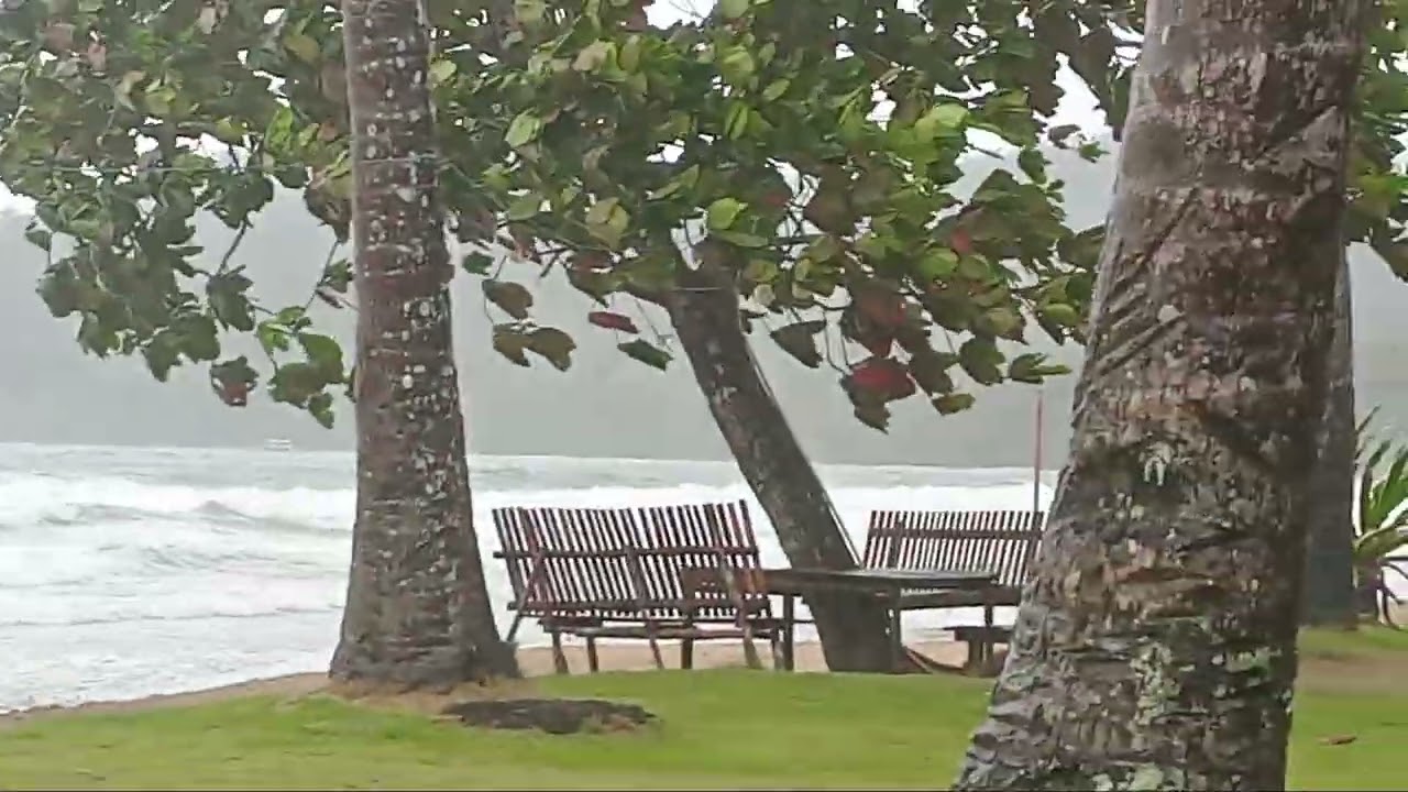 Inabot Kami Ng Bagyo Sa Trip Namin Sa Pakpak Lauin Beach