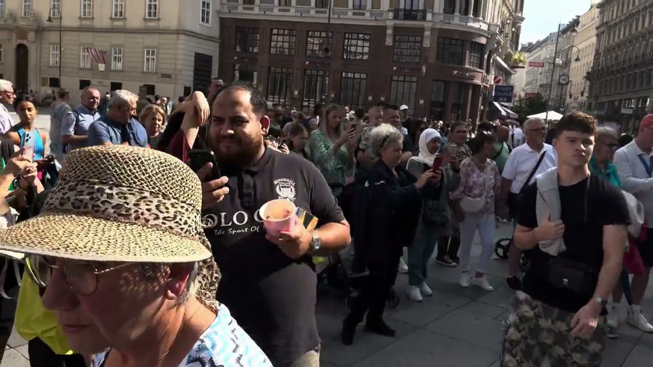 Bibeln  Biblii Gratis 4.8 Stephansplatz Vienna