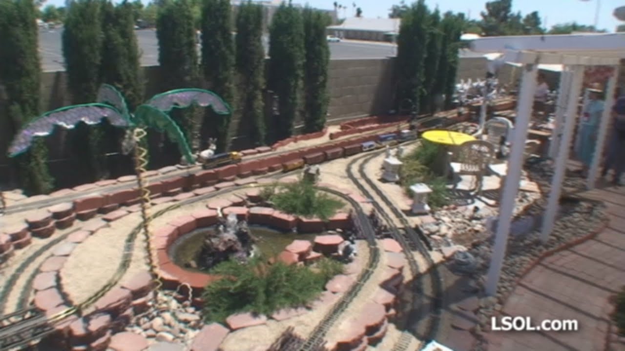 Garden Railway Tour: Arizona Red Brick Railroad - Gary & Nancy Alberti