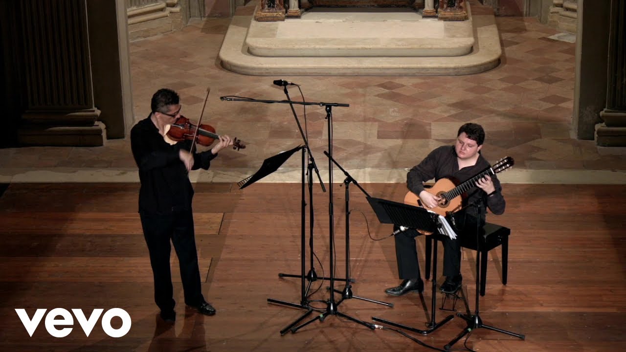 Paganini: Grande Sonata in A Major, MS 3 - 3. Andantino Variato. Scherzando