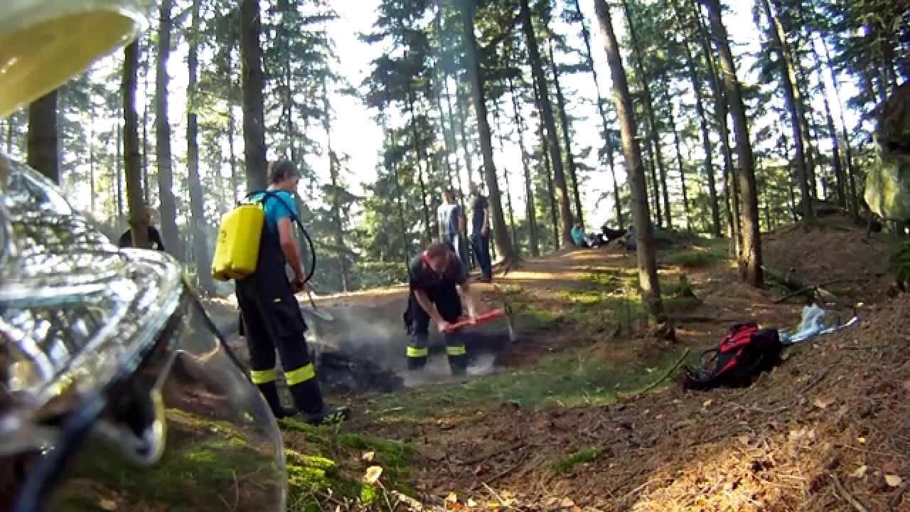 JSDHO Teplice nad Metují - požár hrabanky poblíž hradu Skály - Jiráskovy skály, 4.10.2014