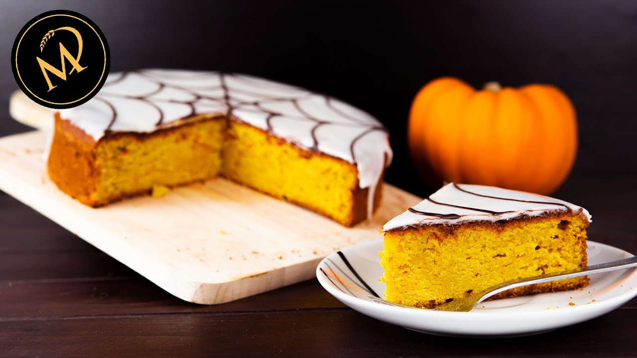 Saftigster Kürbis Kuchen zu Halloween - Pumpkin Pie Rezept