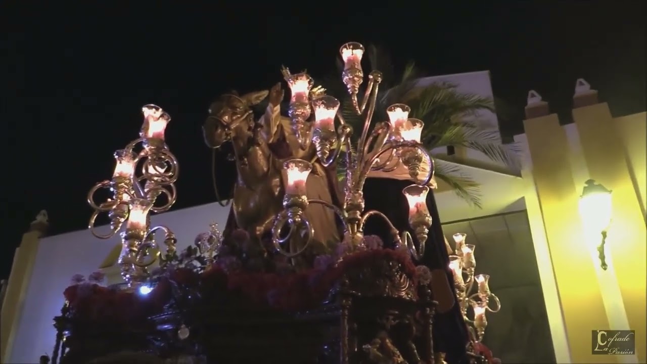 A. M. Santa Águeda Domingo de Ramos La Borriquita de Puerto Real 2023  (Entrada en la Casa Hdad.).