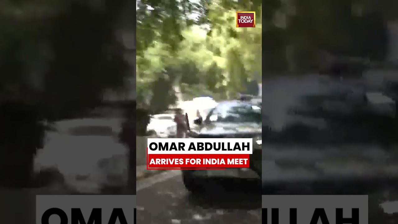 Omar Abdullah Arrives for INDIA Bloc Meeting in Delhi | Opposition Leaders Gather