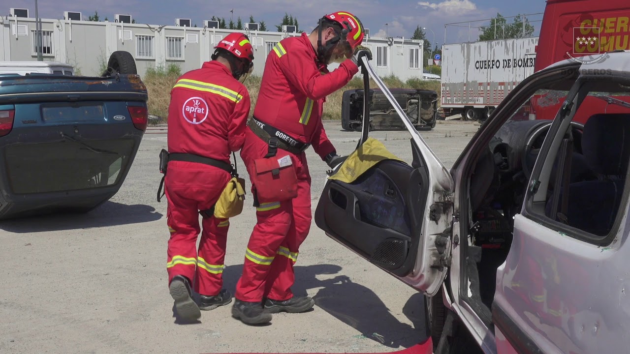 V036.CREACIÓN DE TERCERA PUERTA CON SIERRA DE SABLE VY.mp4