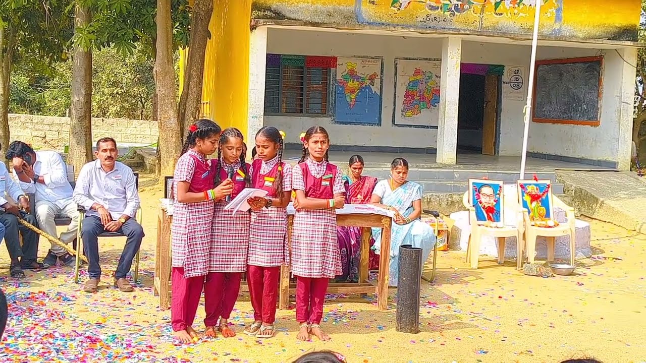 ఆర్ వెంకటాపూర్ గణతంత్ర దినోత్సవం లో బాలికల పాటలు#republicday #26january #viral #trending #venkatapur