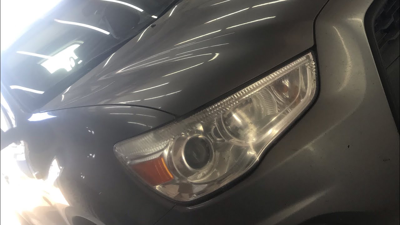 Как снять пластиковую накладку с порога А/м Mitsubishi Asx.Рассказываю по-этапно