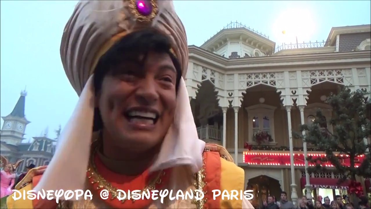 Disneyland Paris Magic on Parade 02.12.2016 Parkparade DisneyOpa