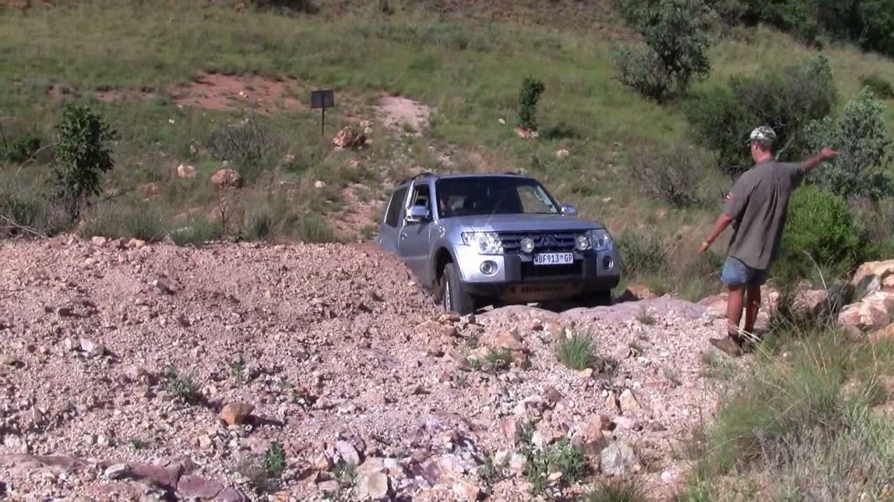 Mitsubishi Pajero IV on Berakah 4x4 - Rhino Challenge