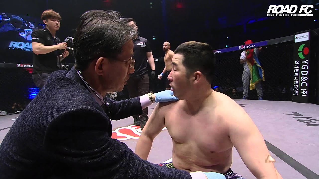 ROAD FC 023 Karim Bouraarassi defeats Lee Chang-Seob by TKO