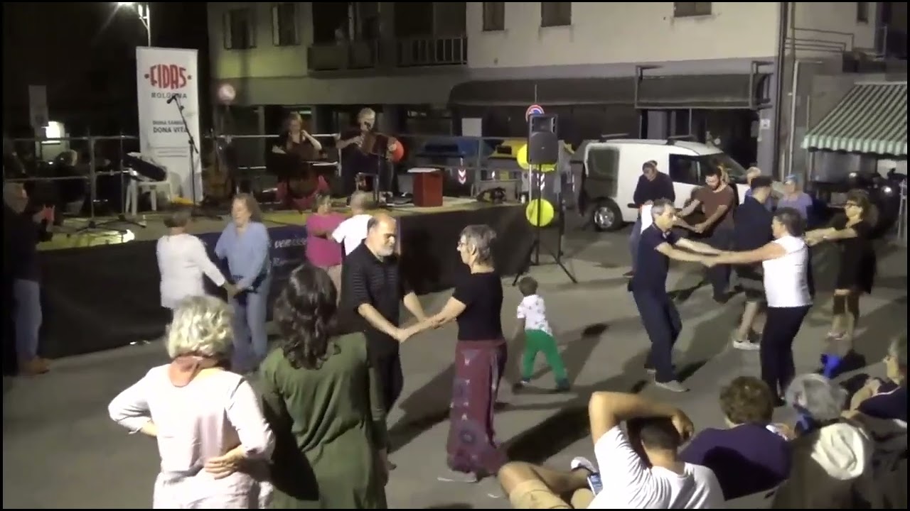 "La Courenta" duo Rinaldo Doro e Beatrice Pignolo.