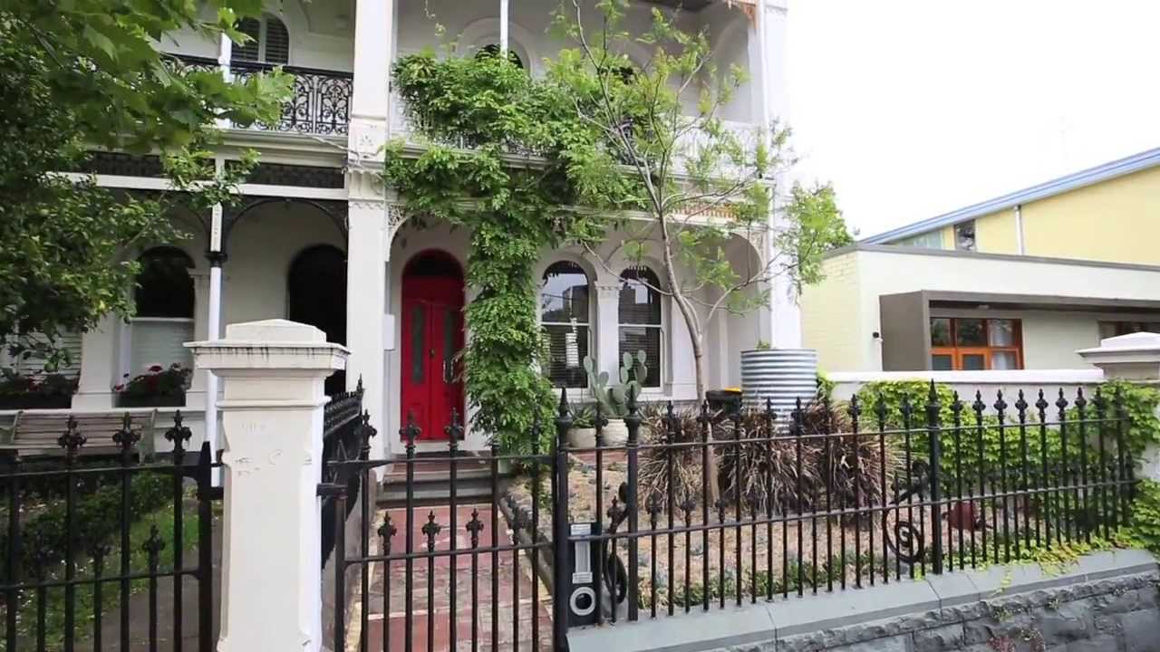 Marshall White: 7 Acland Street St Kilda