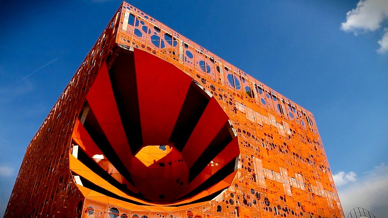 Le Cube Orange | Jakob & Mac Farlane