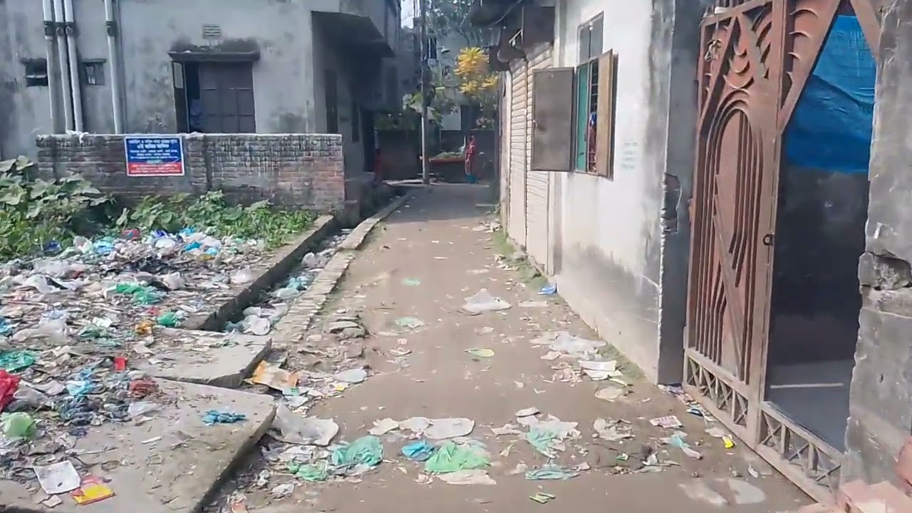  বোডবাজার গাজীপুর হিন্দু বাড়িমোড় ৪কাঠা থেকে২ কাঠা বিক্রি ১০ফিট রাস্তার সাথেই মল্য ২৩ লাখ ০১৬০৩৮৪৬২৯৯