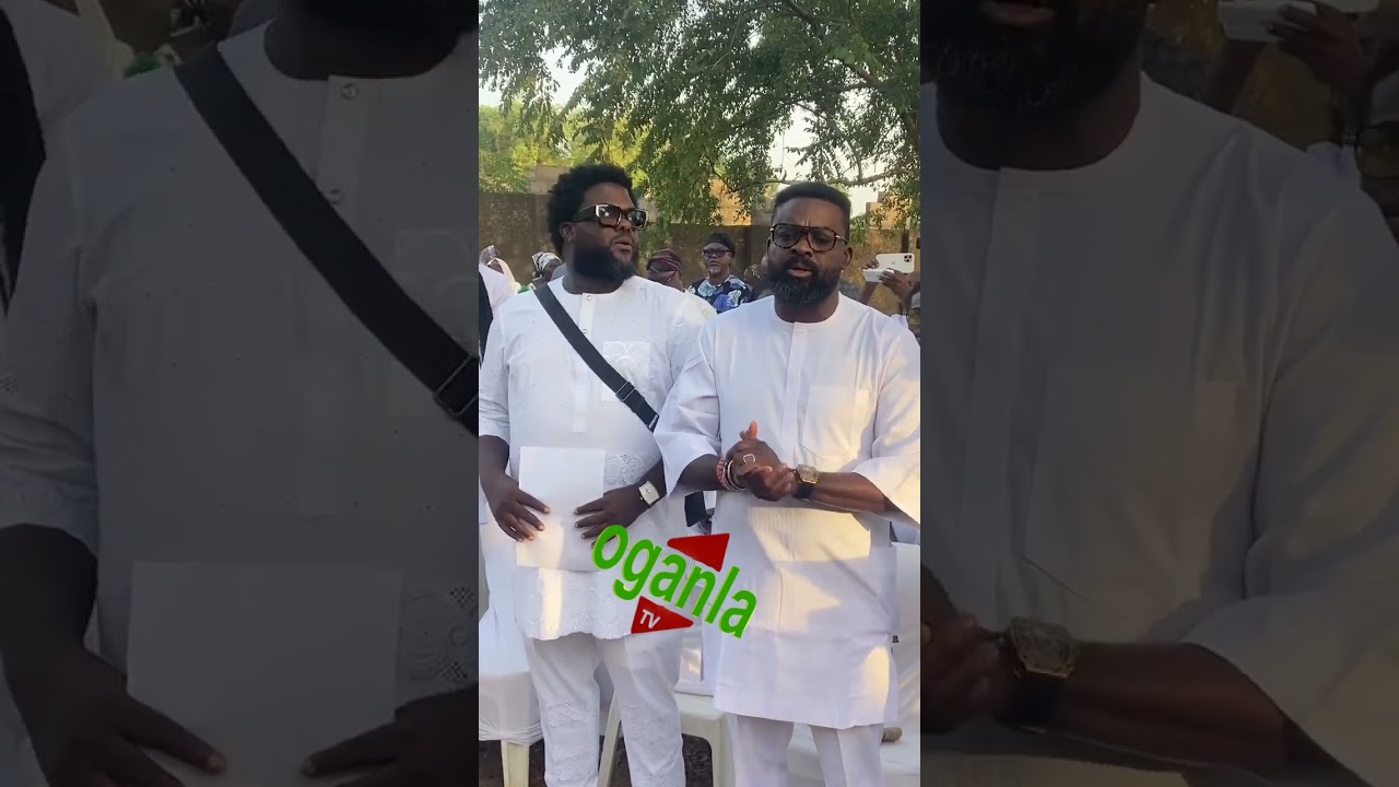 KUNLE AFOLAYAN AND AREMU AFOLAYAN FINALLY REUNITE AT THEIR LATE MOTHER SERVICE OF SONG