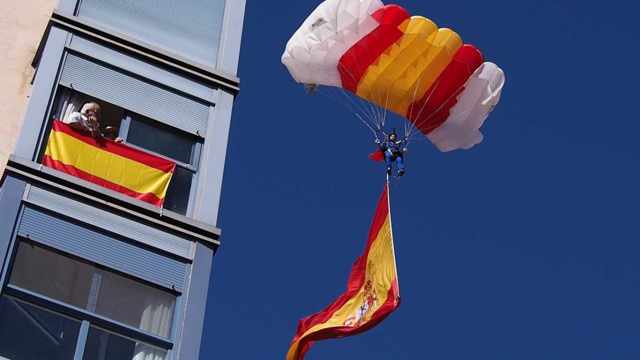 Resumen del homenaje a la bandera y desfile militar aéreo y terrestre Torrejón de Ardoz 2023
