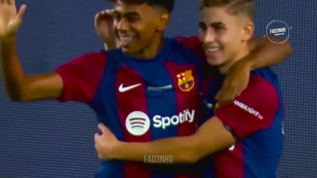 Young Messi vs Lamine Yamal - Epic Skills Battle