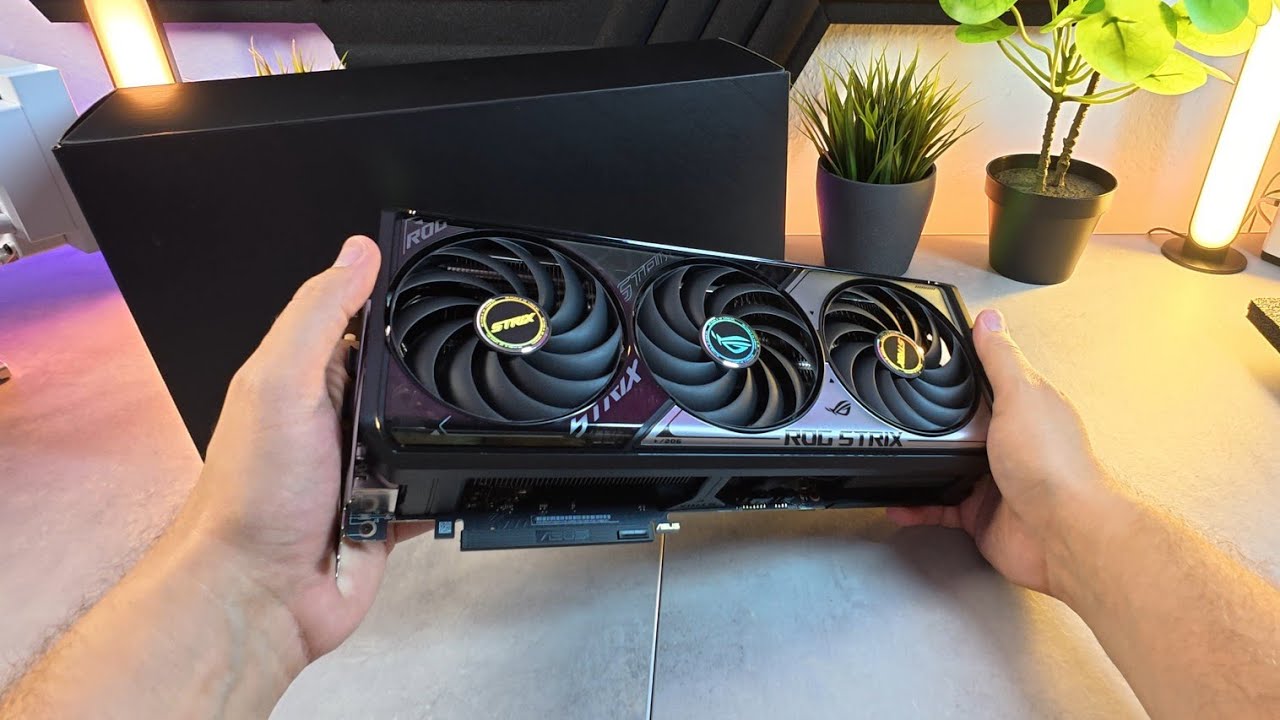 Unboxing ASUS ROG Strix Gaming RTX 5070Ti OC GPU