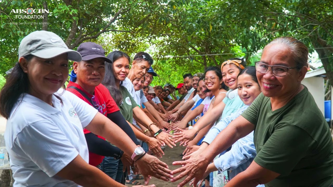 LENI ROBREDO RUNS FOR PRESIDENT!