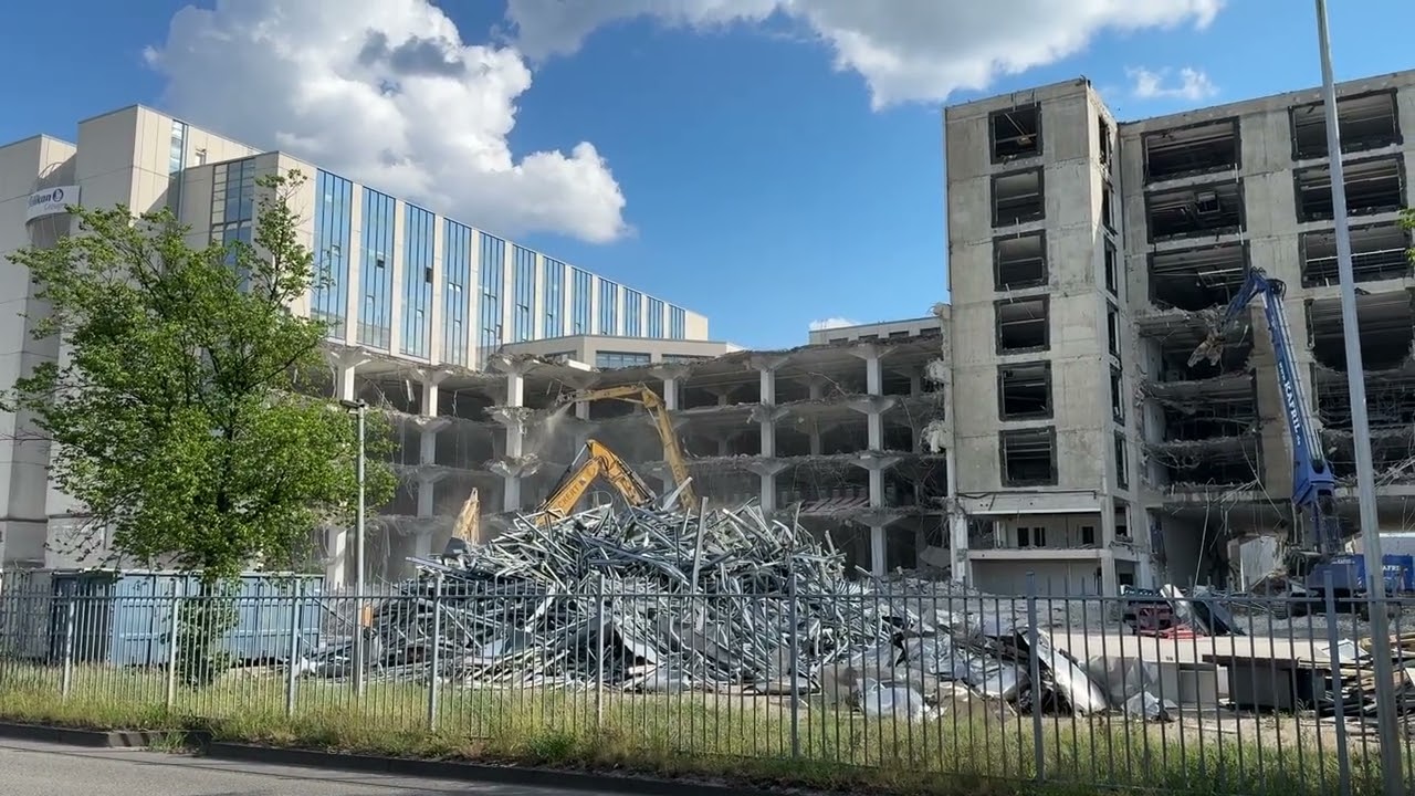 Herlitz-Logistikzentrum in Falkensee wird abgerisssen