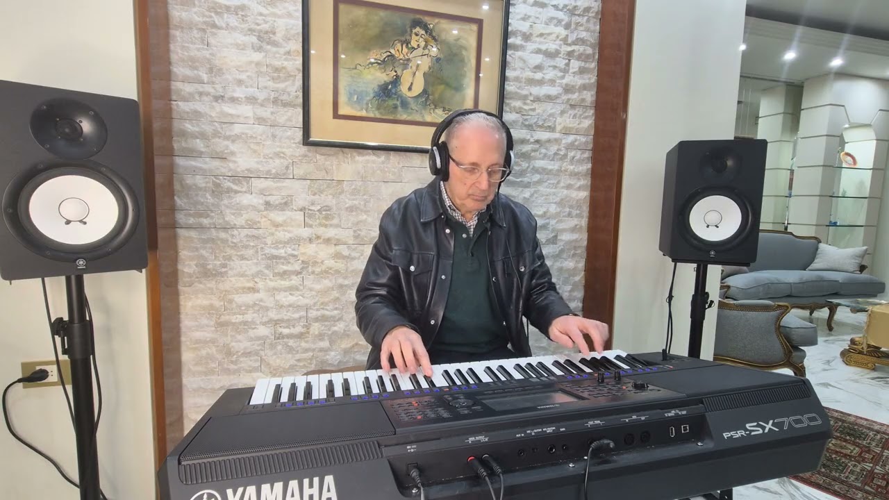 Parisienne Walkways - Gary Moore - dedicated to my son, cover on Yamaha psr SX700  @nabilmattar2322 