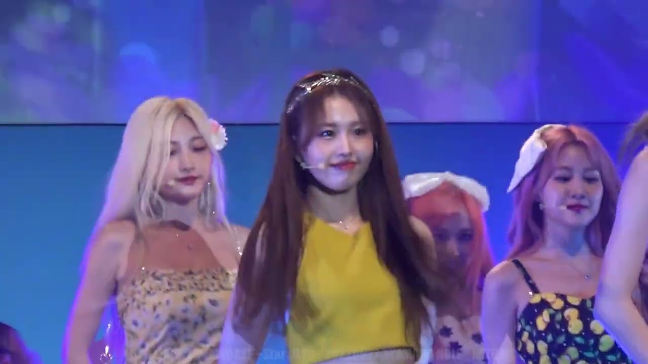 ILY:1/アイリーワン/아일리원【AZALEA/아젤리아】20220827_JAPAN SHOWCASE