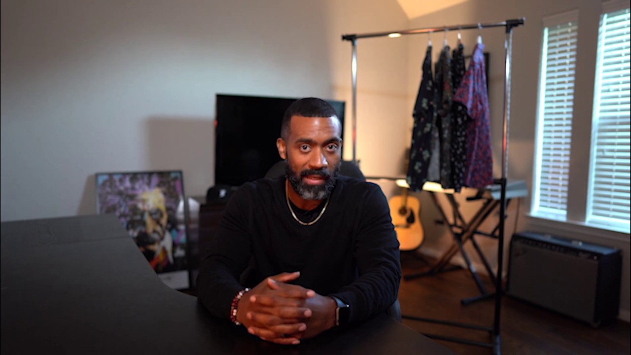 Fashion discussion (Saint Laurent Lukas)